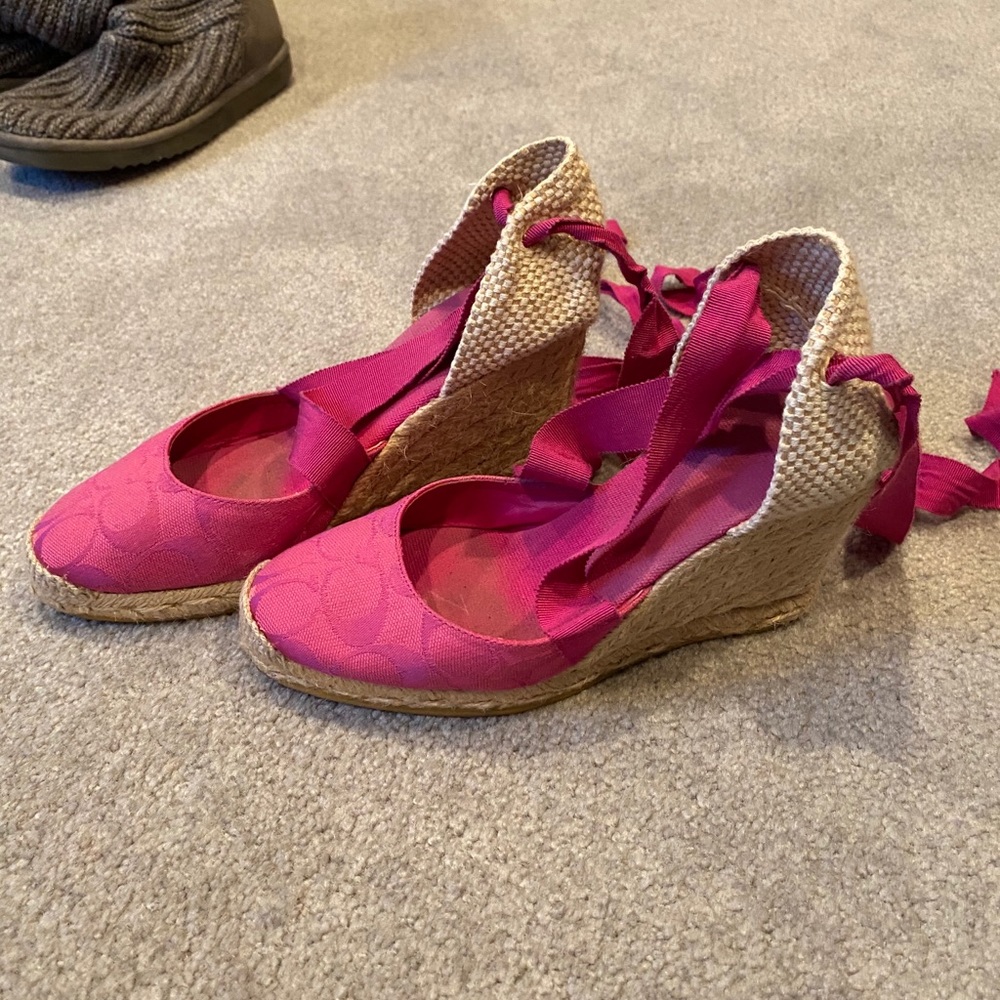 Adorable Coach Wedges - Picture 4 of 5